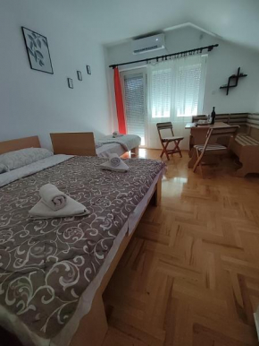 Latinski apartman